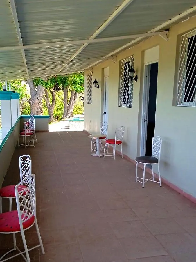 Brisas Del Atlantico 0*, Estero Hondo